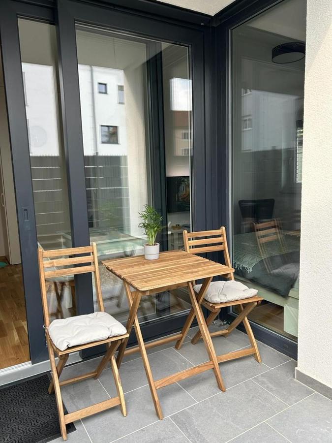 La Studio Maribor Bagian luar foto